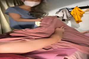 约炮大神XinYi信『信义赵X廷』探班按摩女郎顺便打炮  背景图片