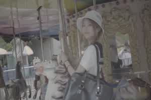 推特大神jk_0571早上出游晚上啪啪白晰嫩穴尽情后入  背景图片