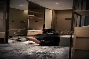 高价自购林绾绾-黑丝高跟ol御姐女神合集，背地只是主人的母狗，被各种花式调教，经常吞精表演  背景图片