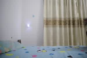 路边按摩店500块搞了个饥渴少妇， 村长干趴了还没满足  背景图片