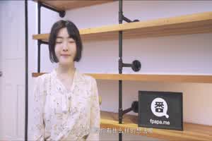 国产AV高清 白晰美乳美少女初次镜头前淫荡被操  背景图片