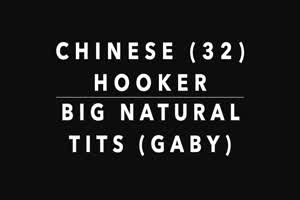 巨乳少妇与多毛洋男啪啪，被洋屌插得直呻吟  背景图片