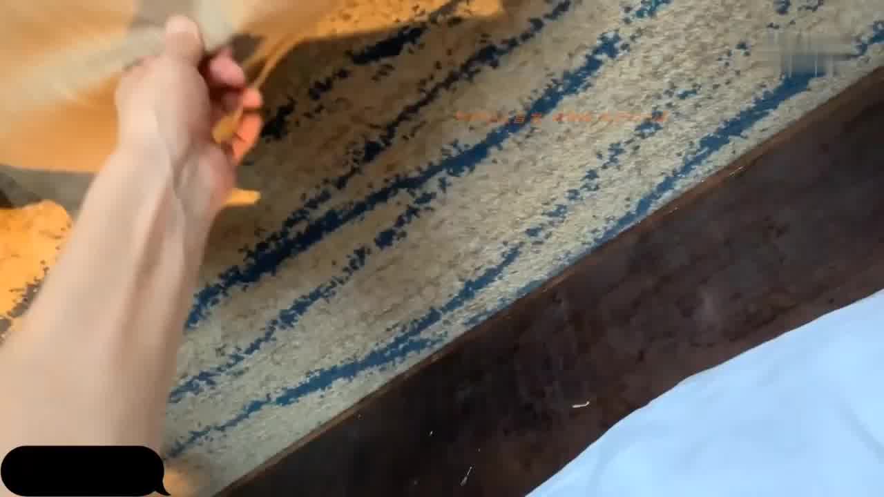  精品大片高端约会 微SM 全套工具齐上SM车模 给妹子来点轻微的调教然后无套一顿玩弄后口爆吞精 爽歪 的剧照6