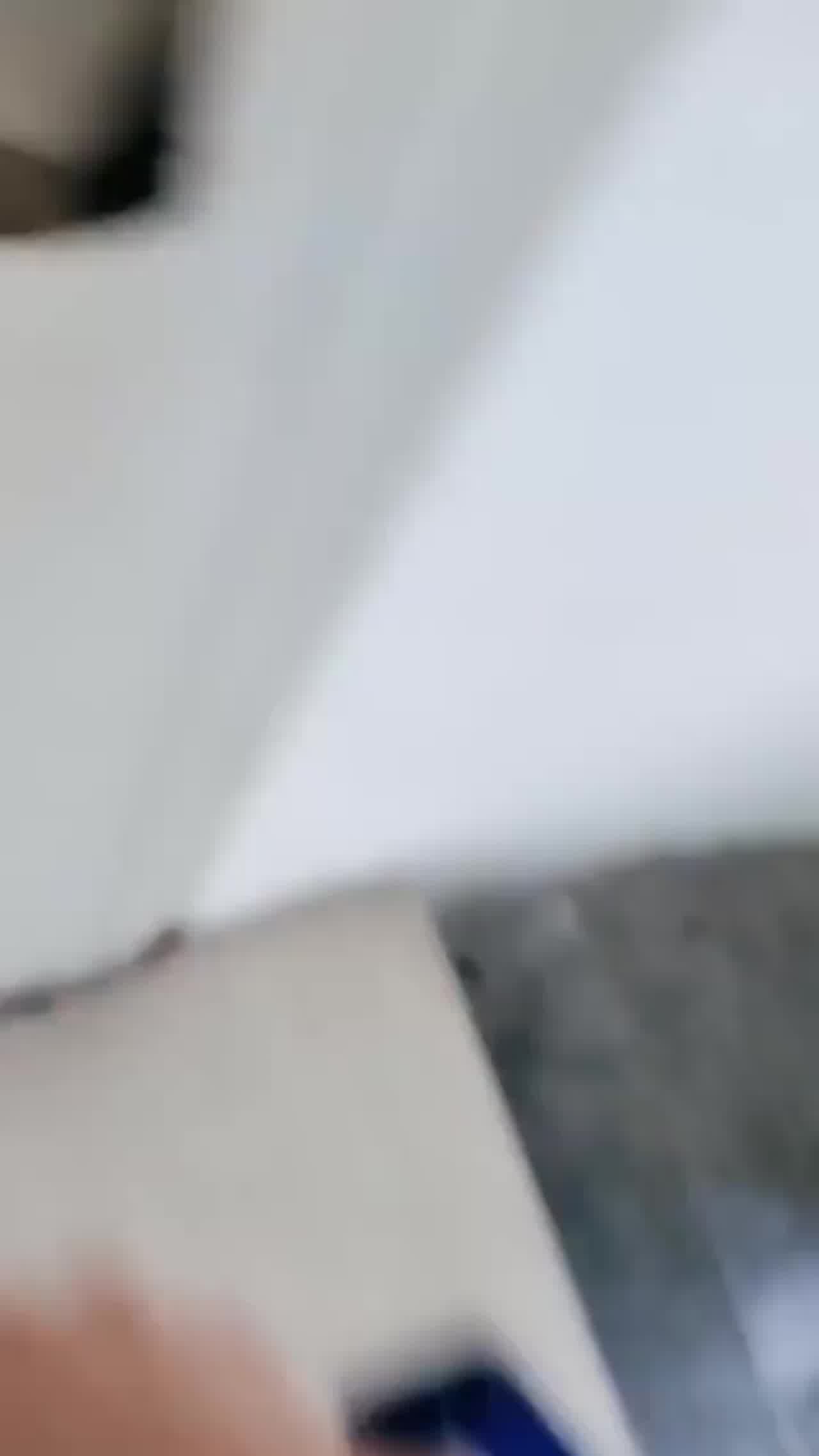  淫荡极品小少妇，户外勾搭，被司机车震被无套内射 的剧照4