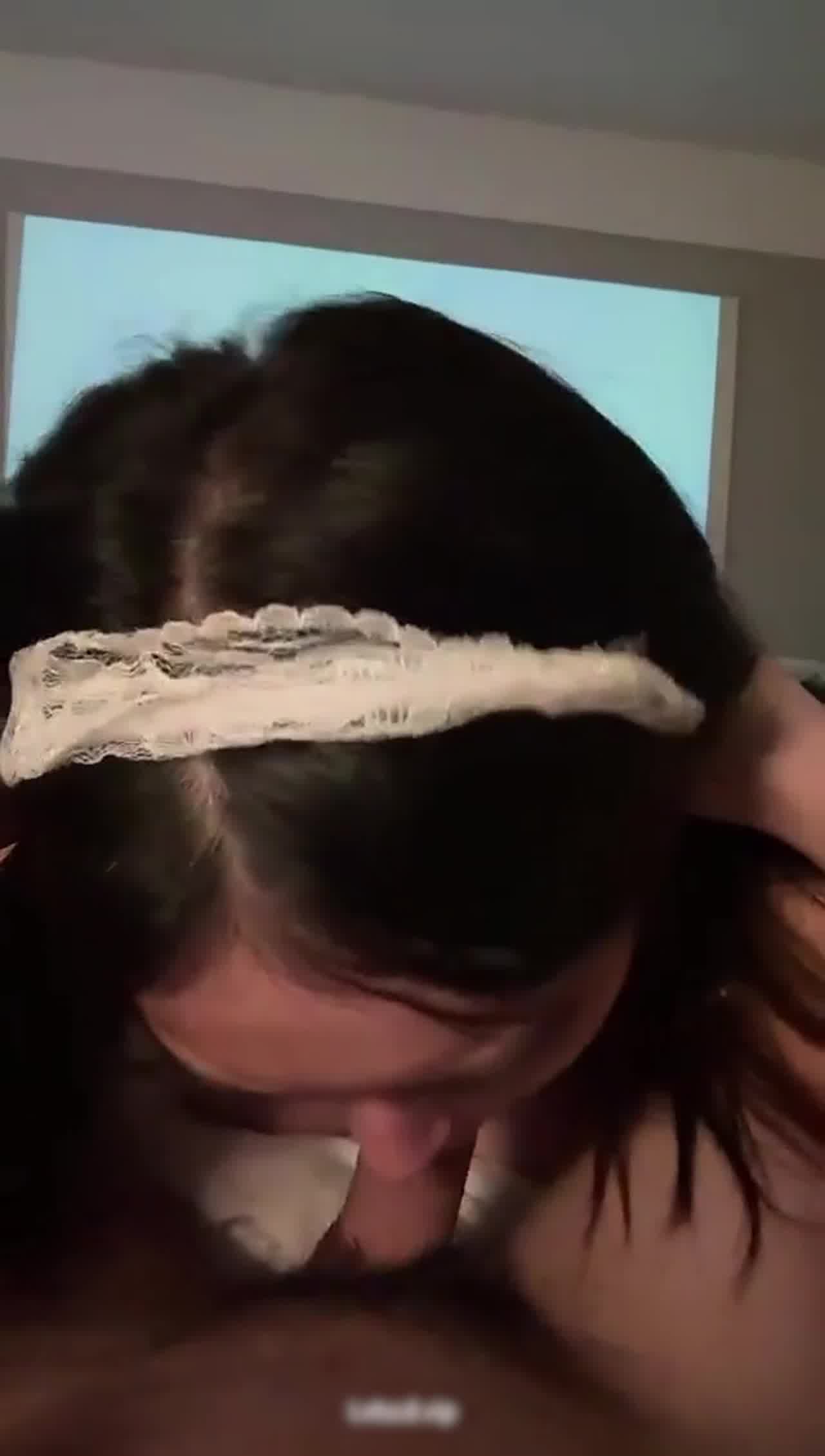  上海大骚货神奶萌，花了六千多就发了两个视频，真够冤大头 的剧照8