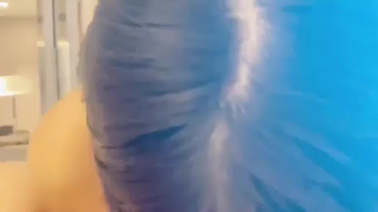  极品身材小女友，给我口爆， 的剧照8