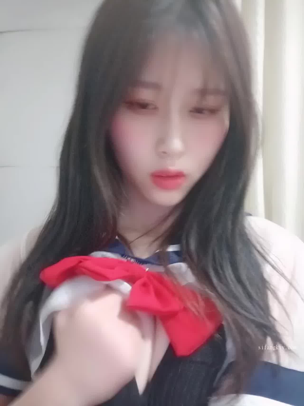  制服学妹 的剧照3