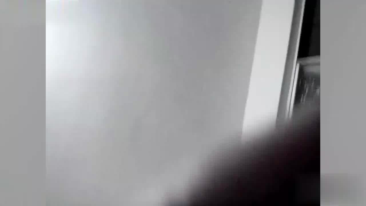  《台湾情侣泄密》正点模特被金主爸爸约操 女神瞬间堕落成母狗！ 的剧照9