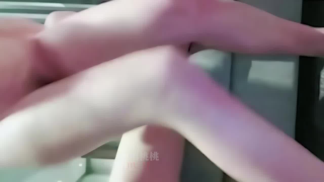  妖艳粉乳主播，洗香香赴约榜一大哥，闺房客厅浴室激情啪啪 的剧照4