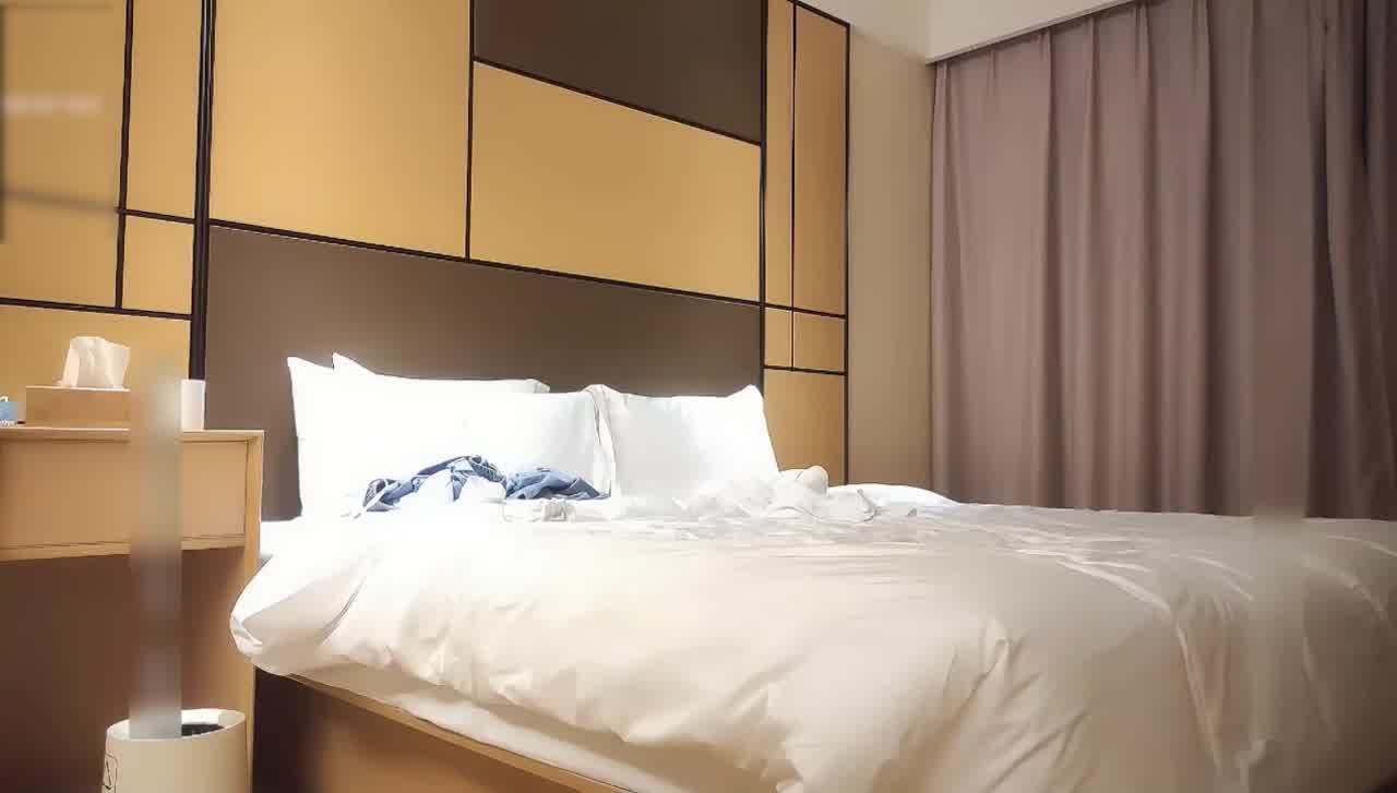  甜美外围小姐姐，玲珑身段美乳坚挺，哇就喜欢你这个骚劲，好爽好大啊，要来了顶我快给我，高潮了！ 的剧照2