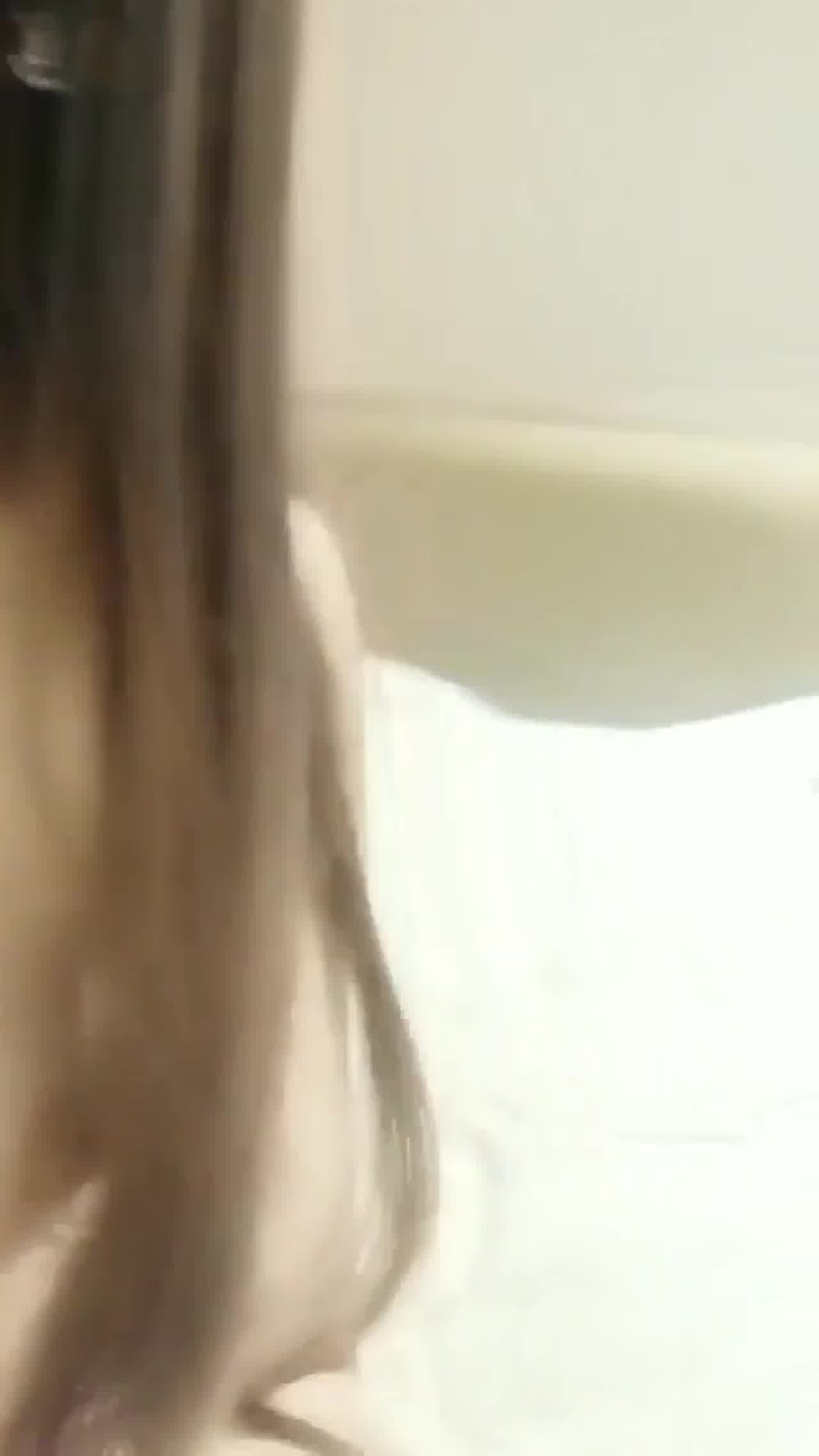  超美大学生御姐丑曦大尺度自拍 的剧照10