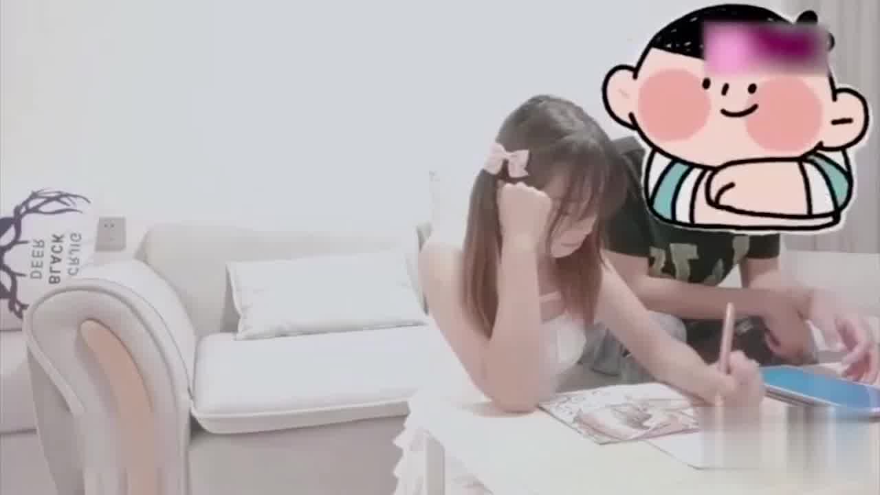  【反差萝莉】清纯可爱小萝莉惨遭禽兽老师调教成小母狗。极限反差要求无套内射。 的剧照10