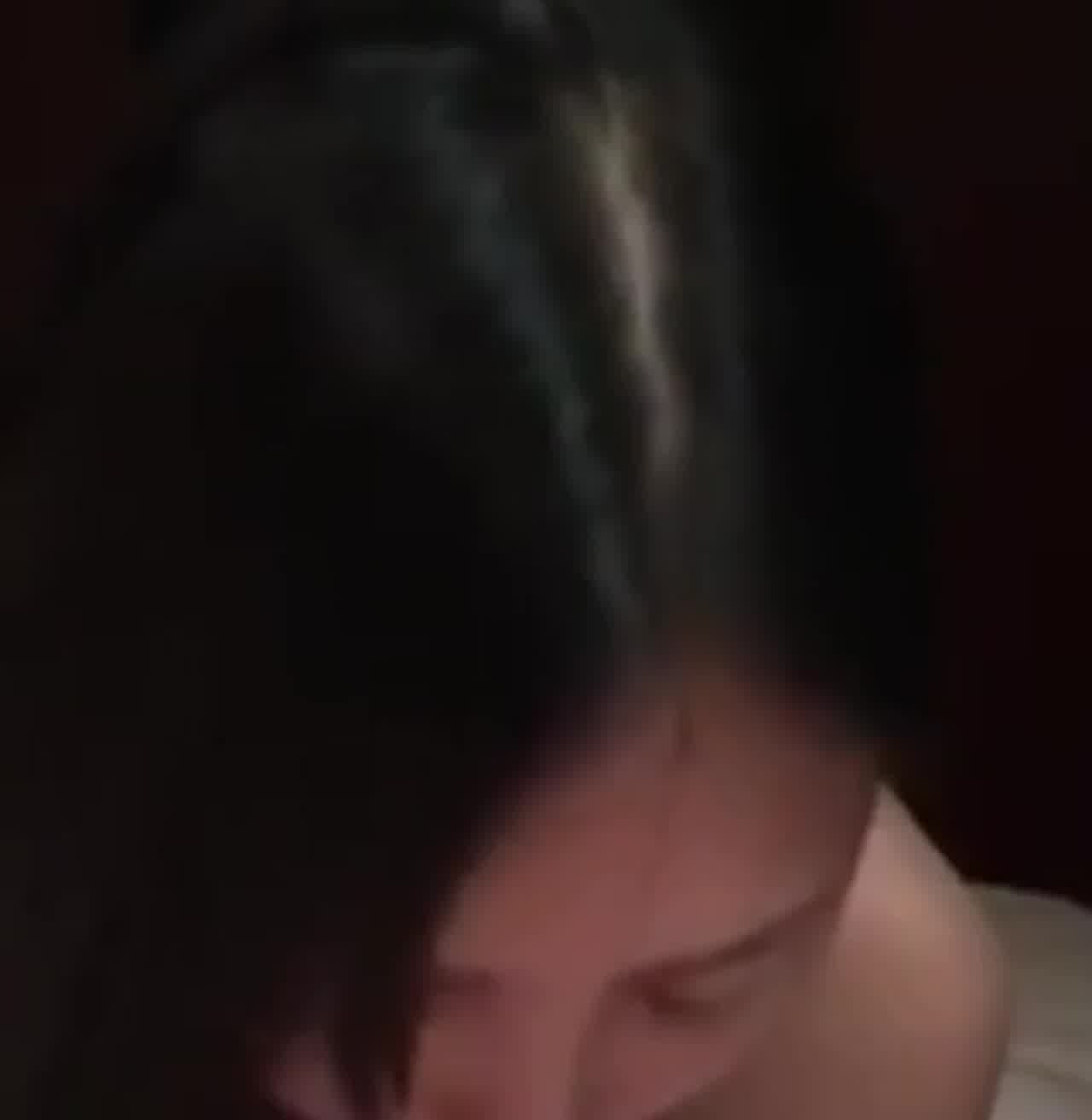  拜金女的淫乱生活背着老公和前男友激情啪啪 的剧照7