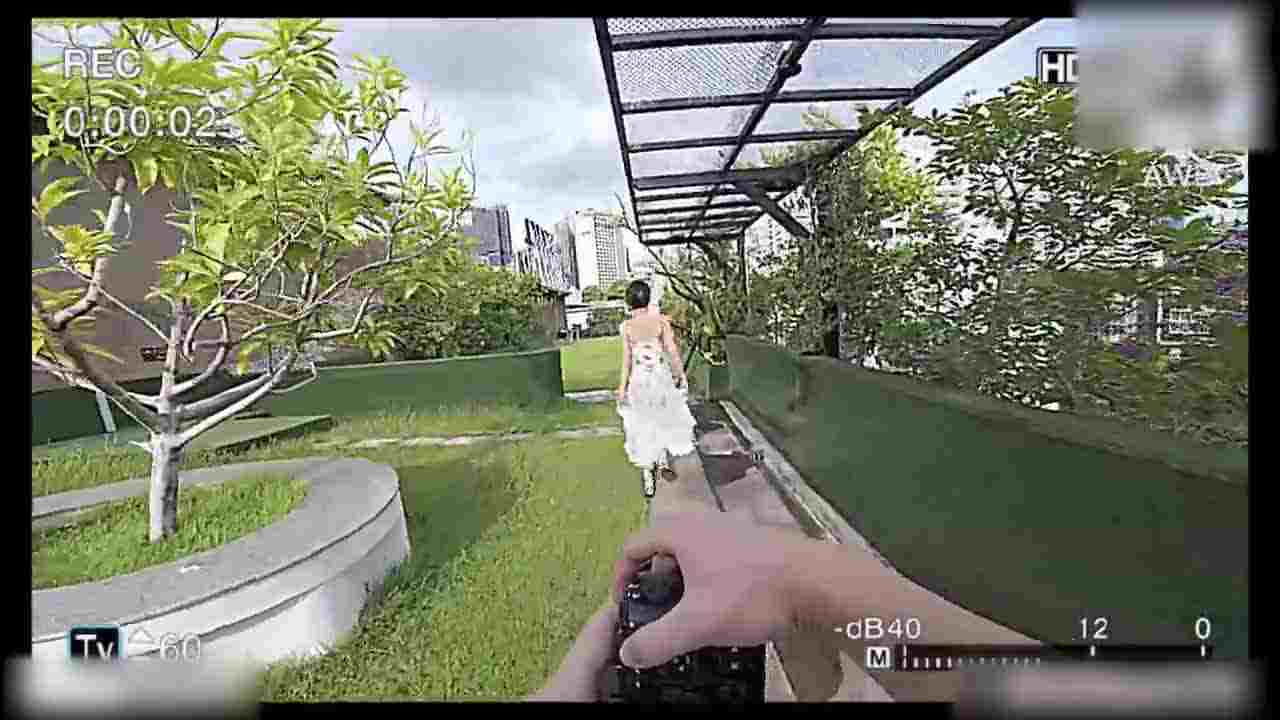  闷骚眼镜女大生被插到放声淫叫奶猛晃 的剧照6