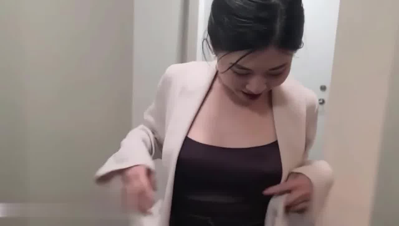  完整版已更新！重磅！强上同父异母留学生妹妹，被黑鬼大鸡巴插入子宫，嗷嗷乱叫不停，被彻底征服 的剧照6