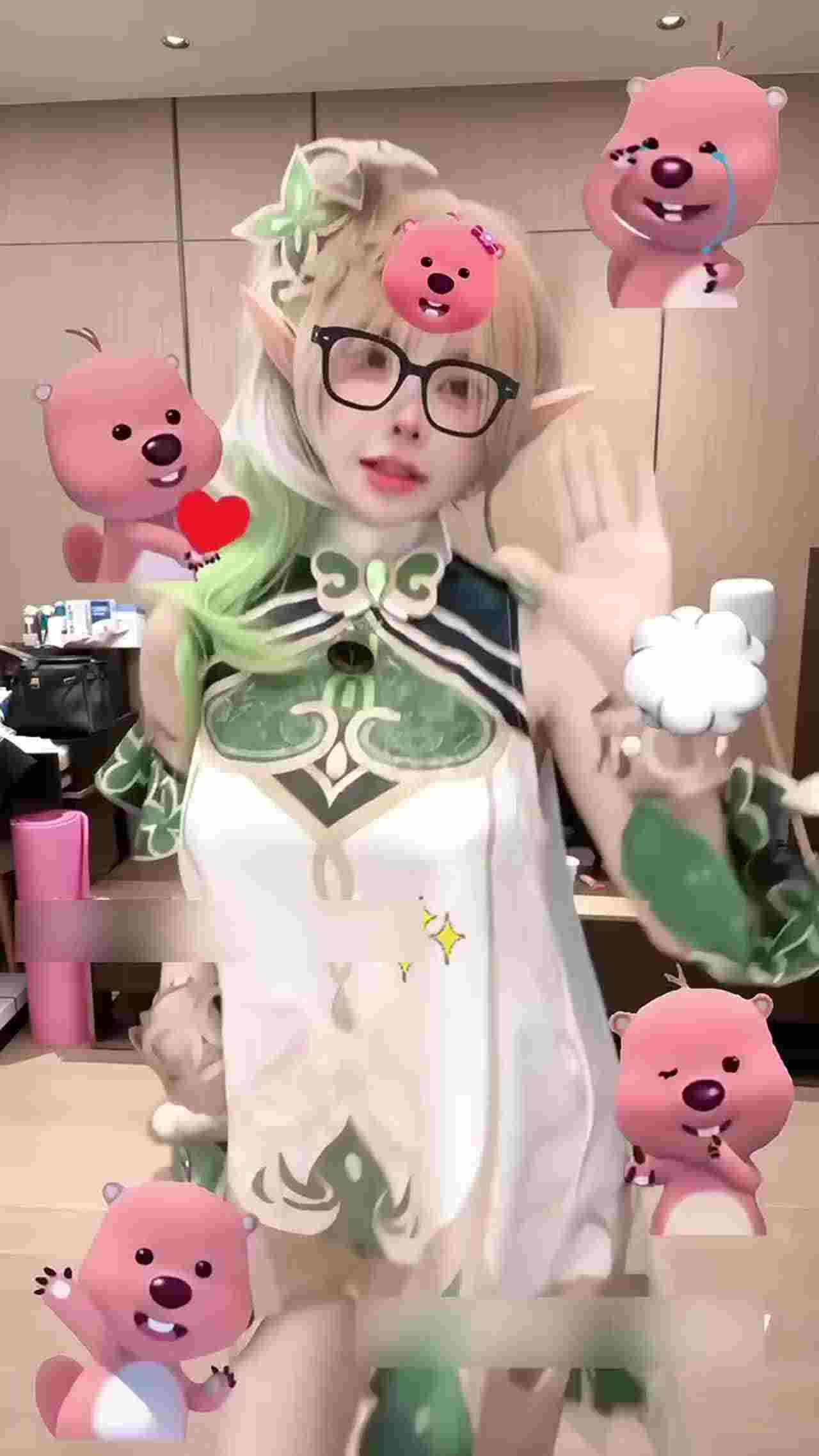  金发小精灵 的剧照9