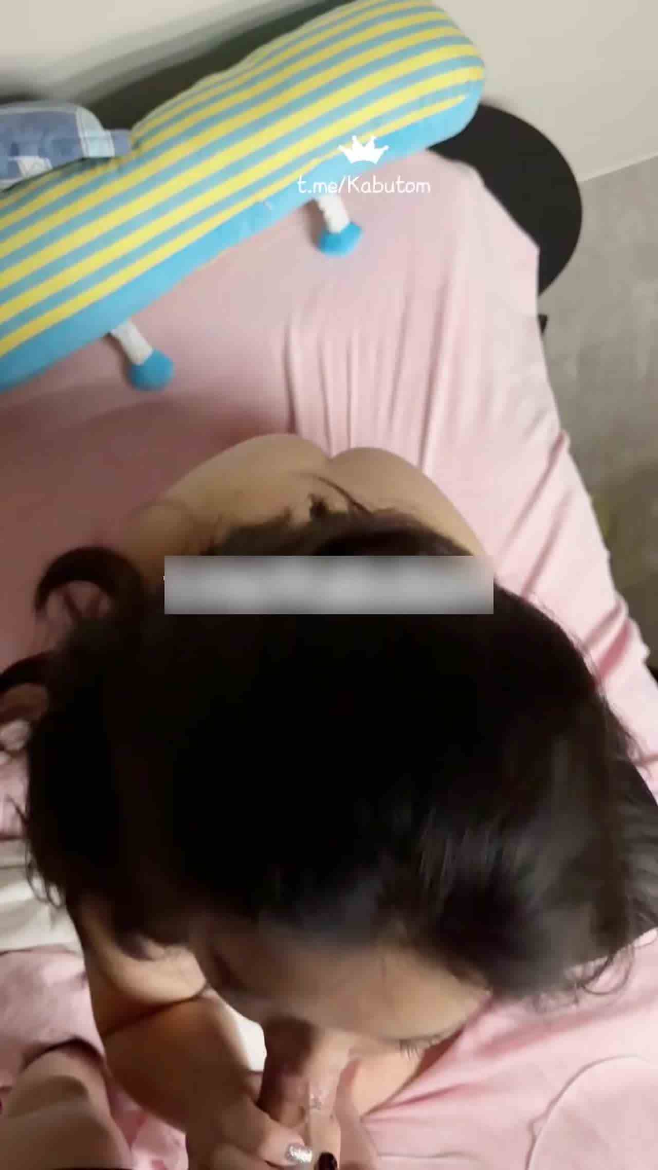  自购推特高中生杀手-使出浑身解数才把主人弄射，网聊认识的妹子，放不开不让拍脸，只能全程后入拍背影，好 的剧照5