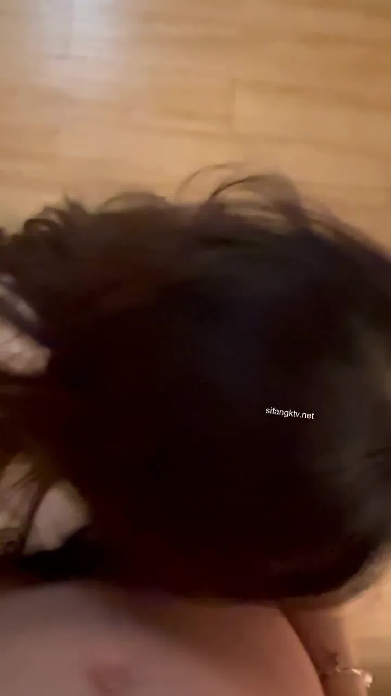  豹纹诱惑后入一直干到射 的剧照9