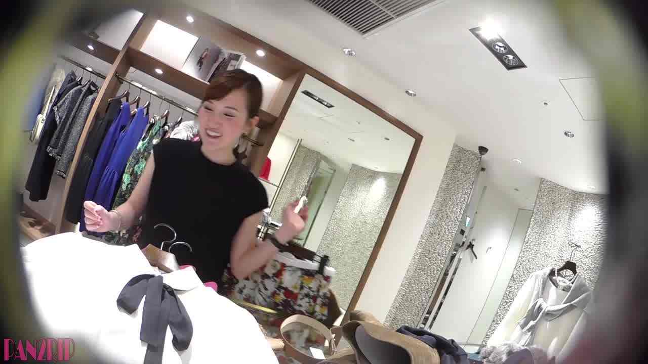  【偷拍裙底系列】神人偷拍01 的剧照6