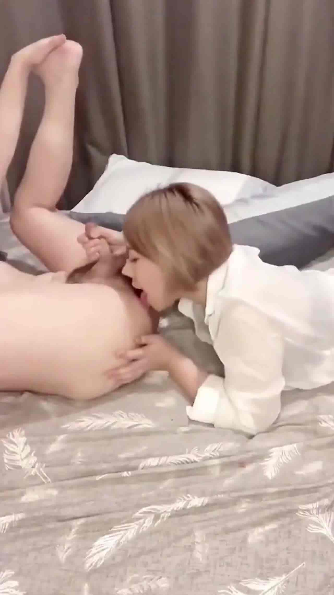  漂亮少妇吃鸡舔菊花啪啪 简直让人精尽人亡 的剧照9