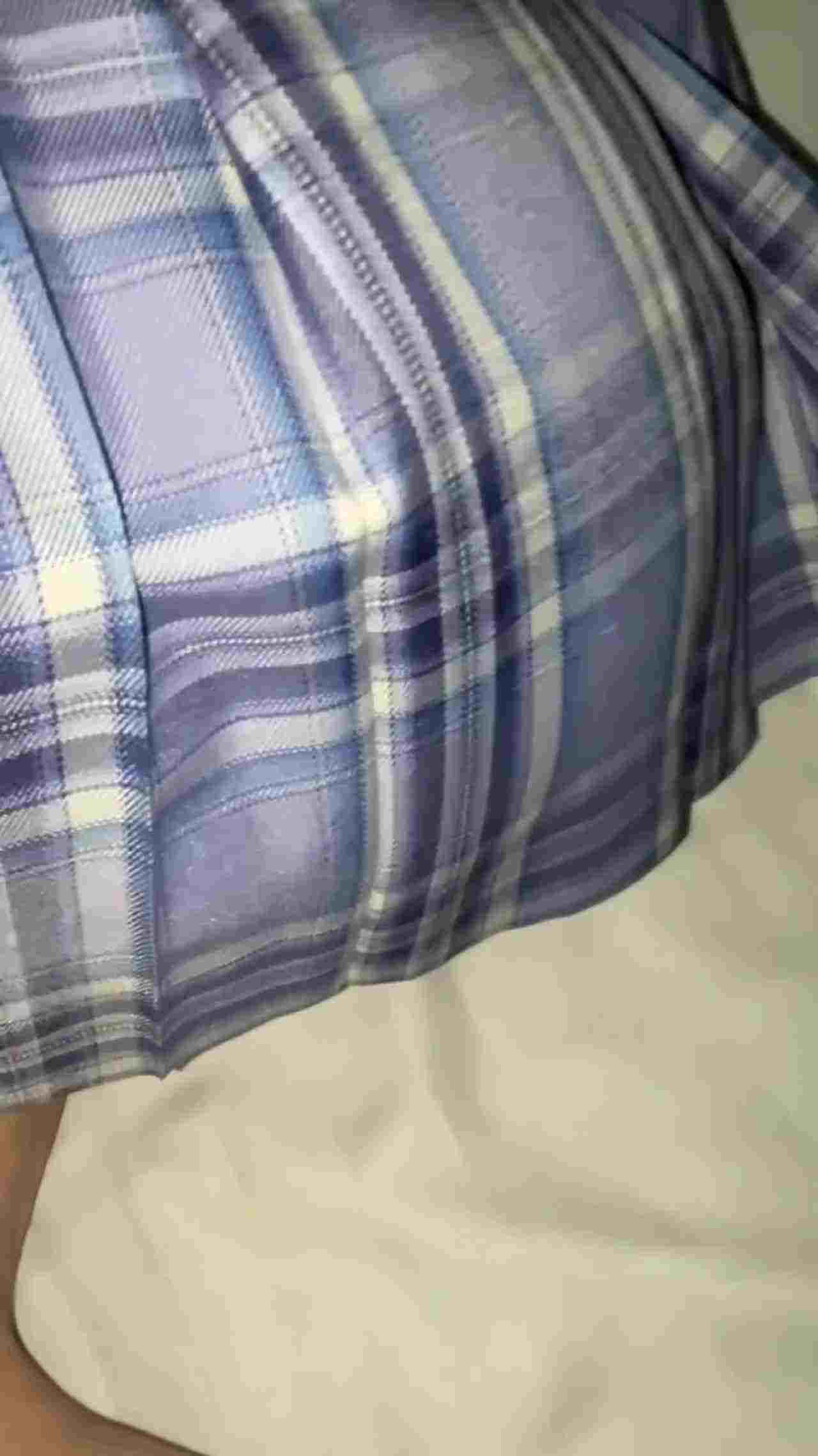  【真实约炮高中生】很少做爱的嫩妹被操脸红了！羞涩朦胧的少女，穿着jk制服特别害羞，一直捂住自己的脸 的剧照4