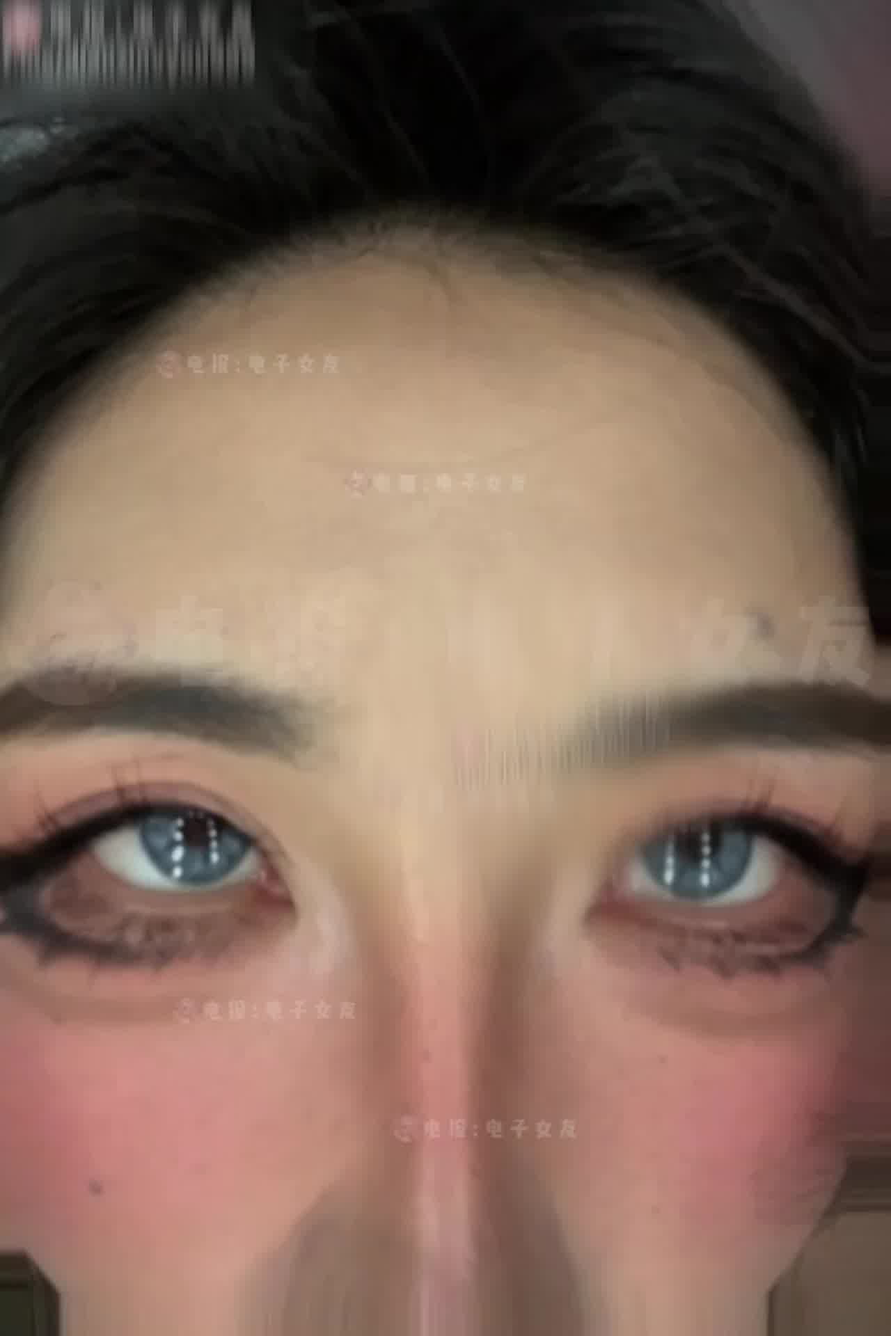  魅魔来袭！自拍取精 的剧照8