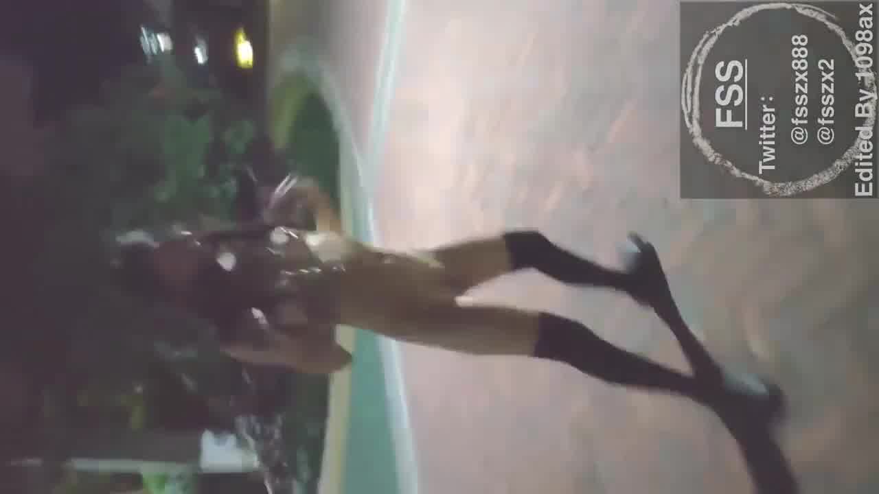  fss露出性玩具自慰 的剧照3