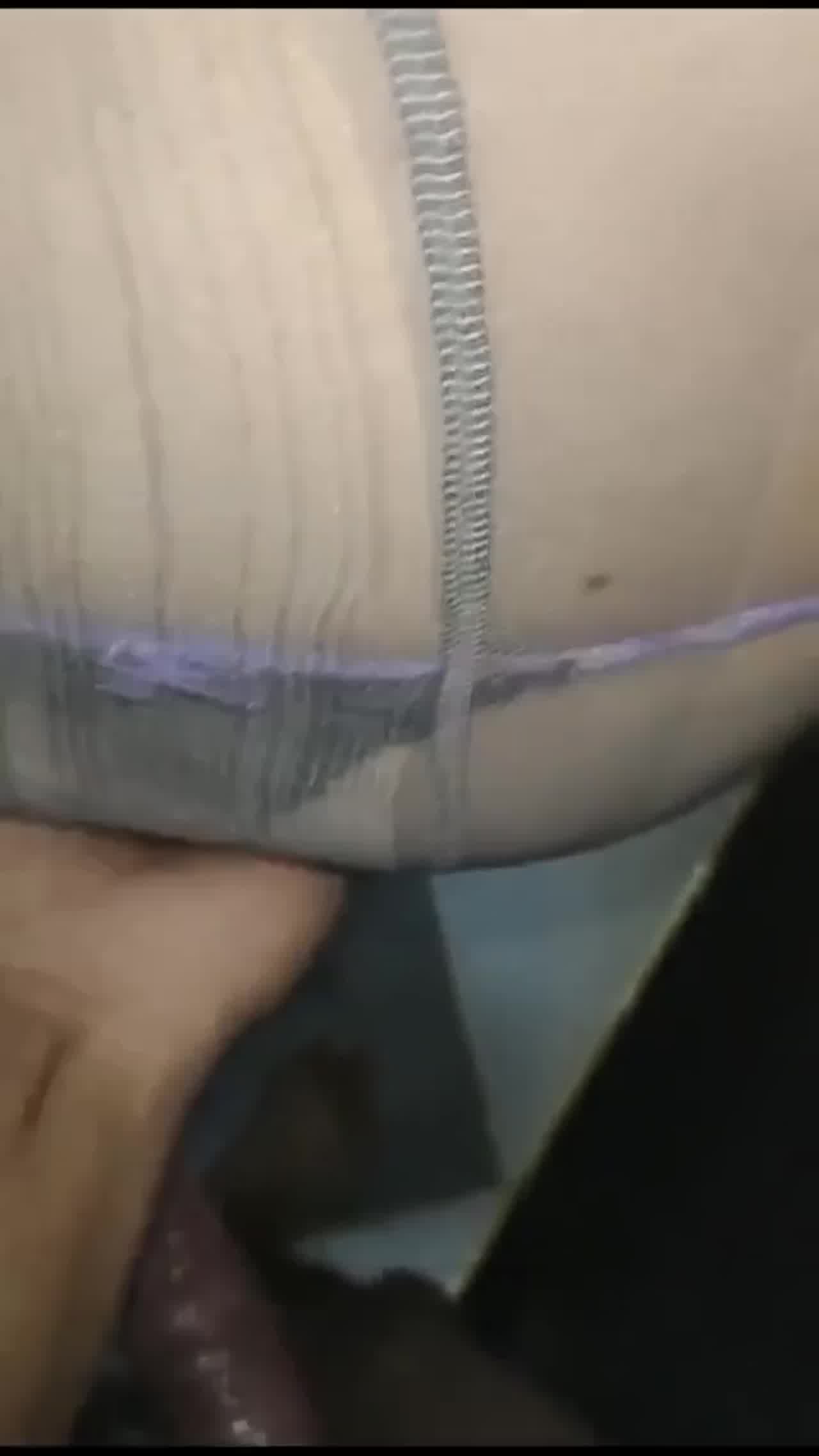  丁字裤熟女 的剧照4