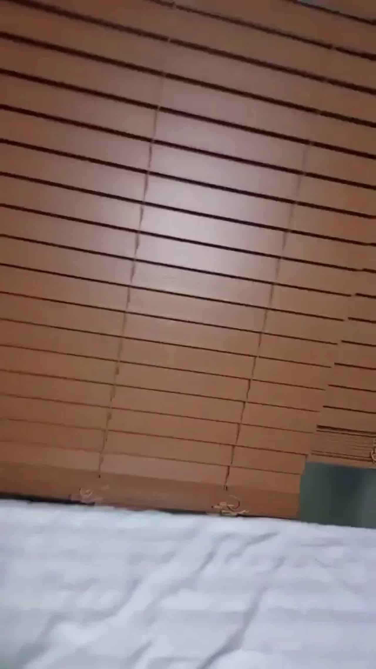  新婚少妇口交深喉 的剧照7