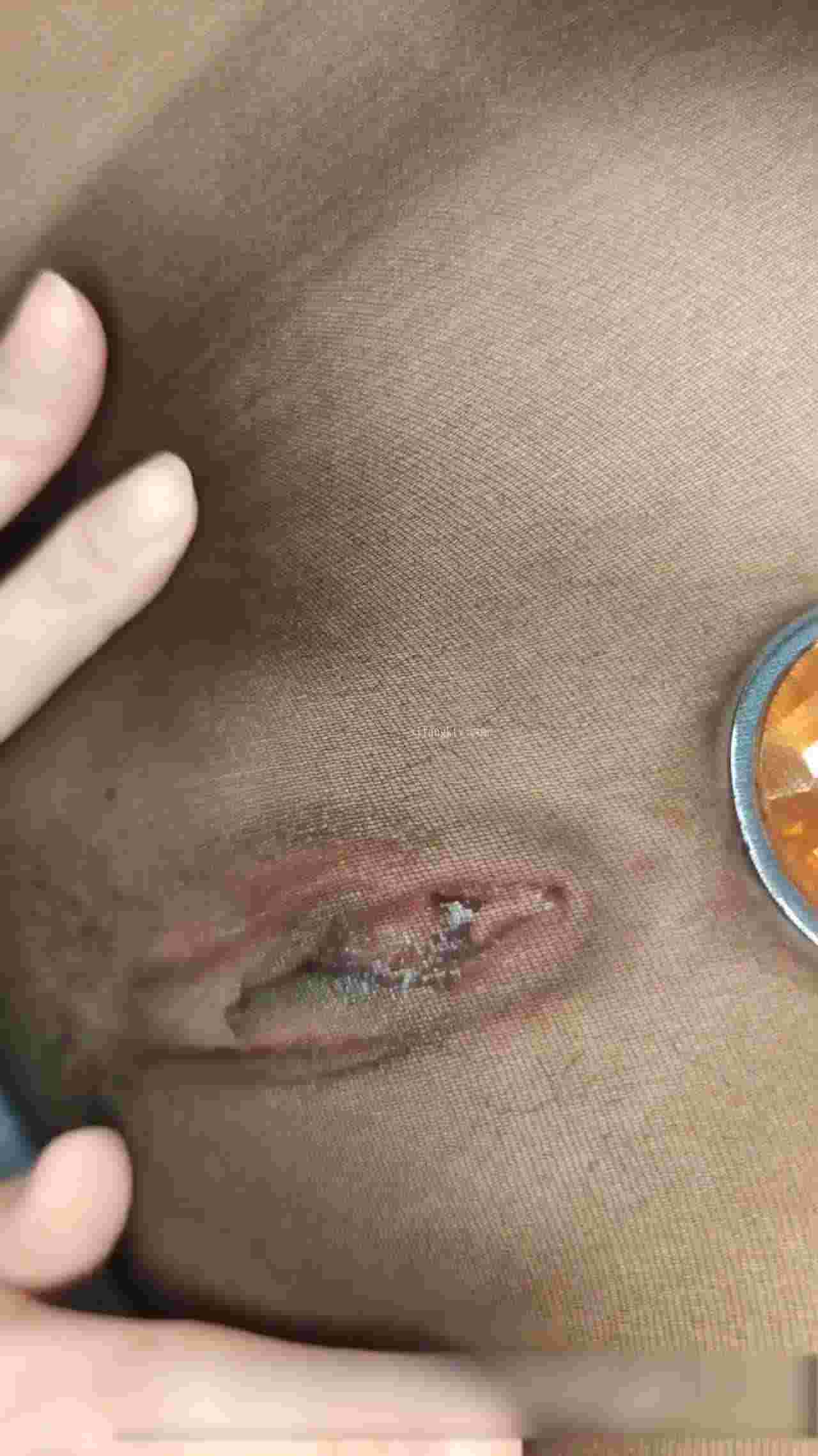  naimi奶咪 下空的钻石肛塞 的剧照4