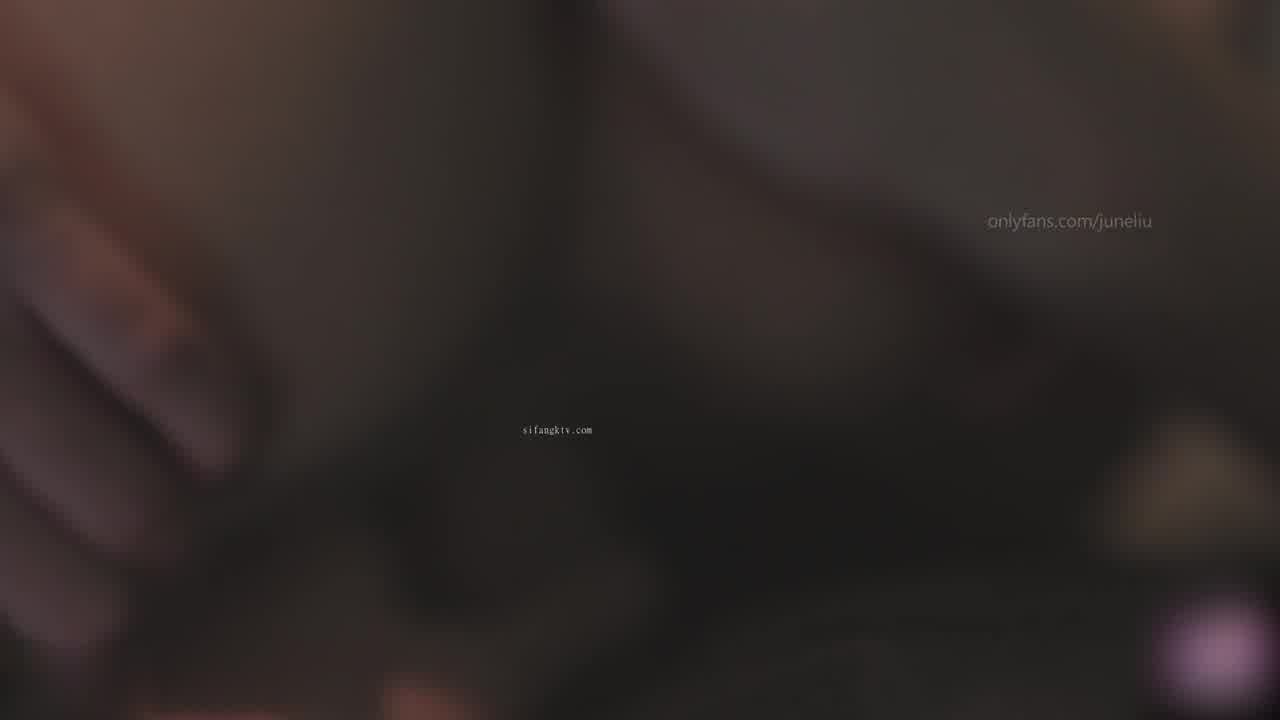  刘玥 万圣节吸屌鬼小姐姐帮我服务 的剧照9