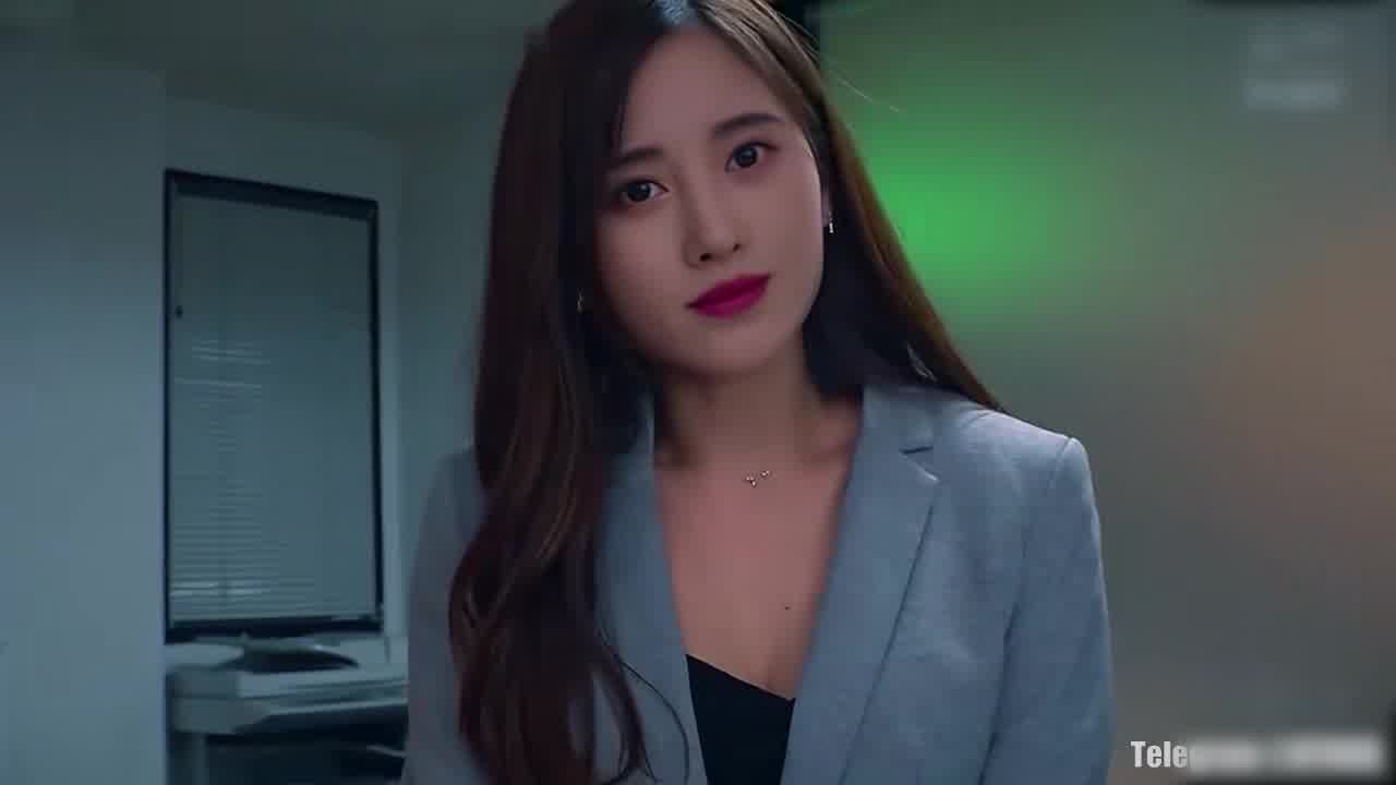  AI女同事完美身材办公室性爱 AI要统治世界了！ 的剧照3